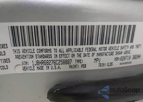 2006 Jeep Grand Cherokee Overland z USA, uszkodzony, nr VIN 1J8HR68276C258887